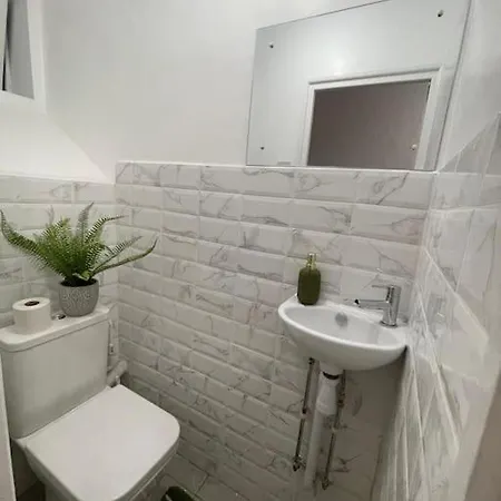 2Bd Canarywharf Mile End Private Balcony Free Parking London Exterior photo