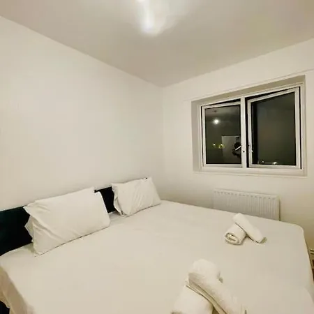 2Bd Canarywharf Mile End Private Balcony Free Parking London Exterior photo