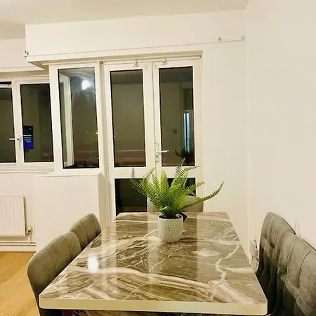 2Bd Canarywharf Mile End Private Balcony Free Parking London Exterior photo