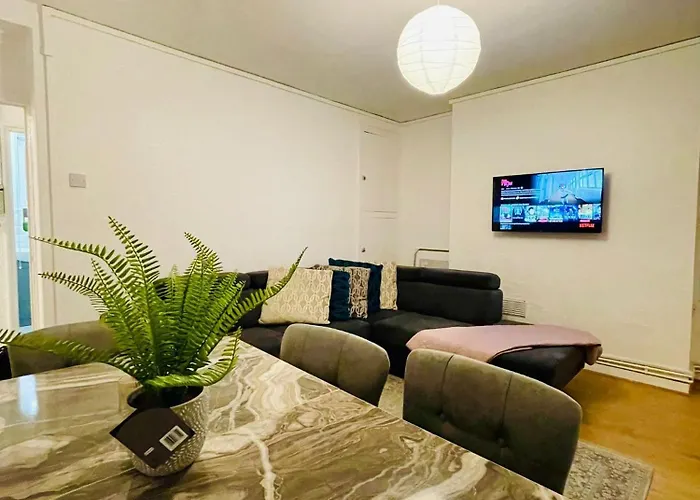 2Bd Canarywharf Mile End Private Balcony Free Parking